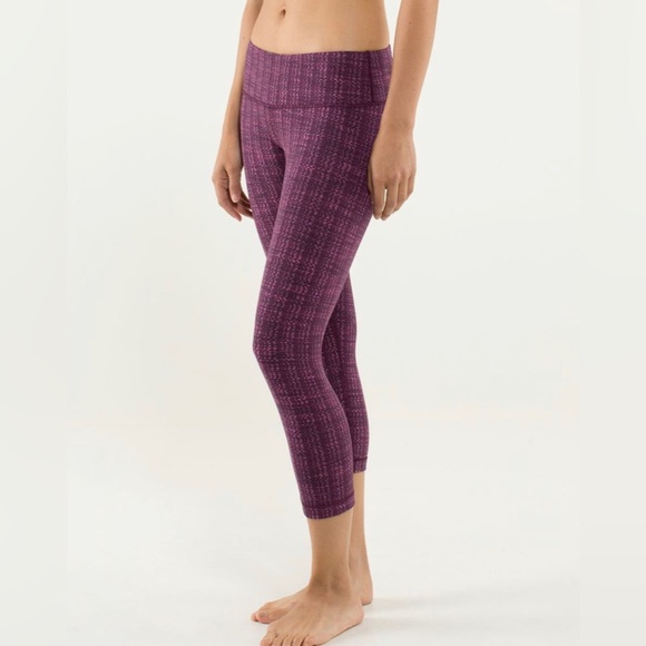 Lululemon Wunder Under Crop
Ziggy Wee August Glo / Raspberry Glo Light - Picture 2 of 4